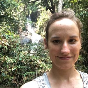 Meet your Posher, Abigail